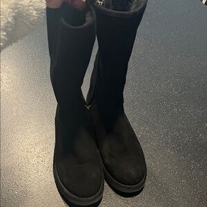 UGG Women's Black Winter Boots